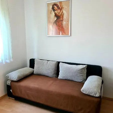 Evi's